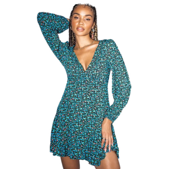 NWOT Princess Polly Sting Long Sleeve Mini Dress Black Floral Size 2 - Picture 1 of 12